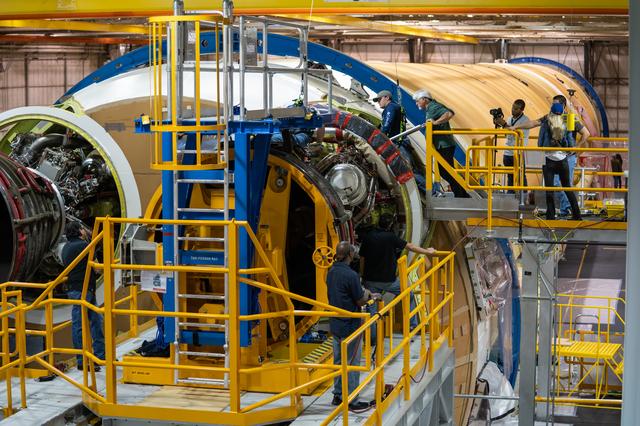 NASA image: Second RS-25 Engine Attached to NASA Moon Rocket